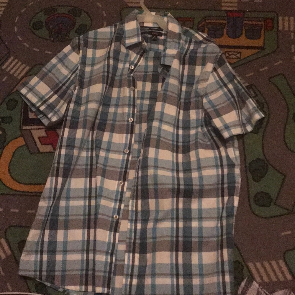 Slim fit button down shirt